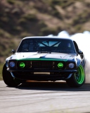 Fondo de pantalla Ford Mustang Drifting 128x160