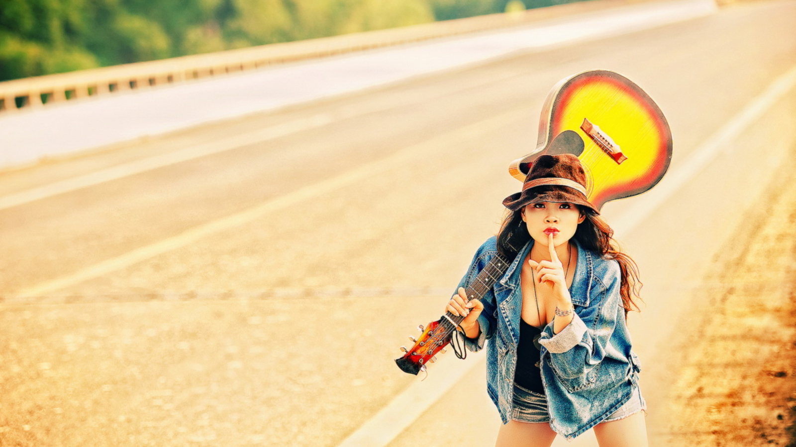 Обои Girl, Guitar And Road 1600x900