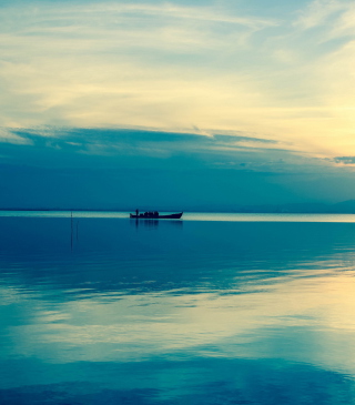 Horizon Between Sky And Sea - Obrázkek zdarma pro Nokia Lumia 800