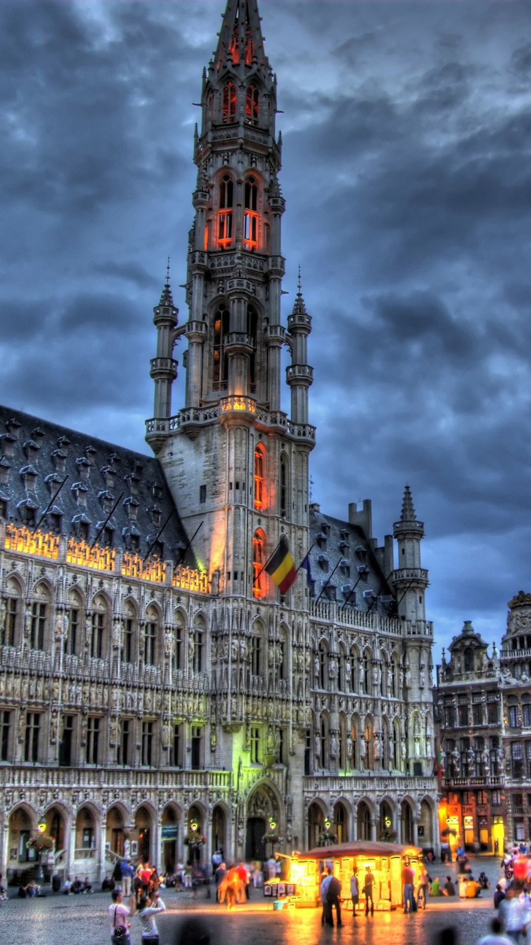 Brussels Grote Markt and Town Hall wallpaper 1080x1920