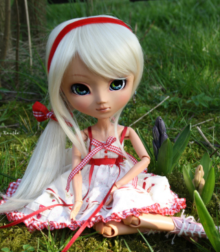 Blonde Doll - Obrázkek zdarma pro 768x1280