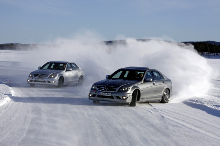 Sfondi Mercedes Snow Drift