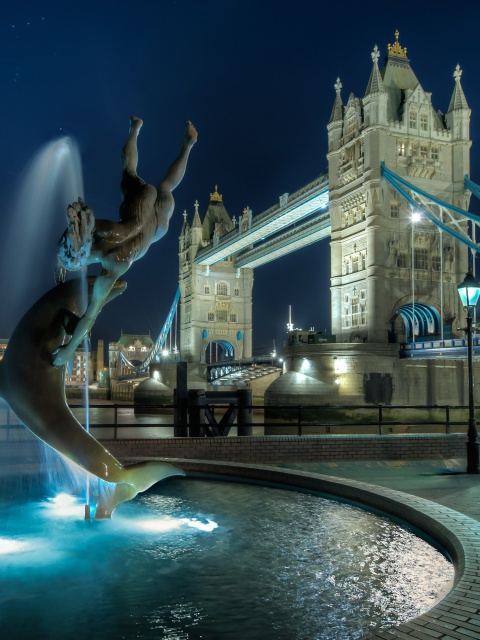 Das Tower Bridge in London Wallpaper 480x640