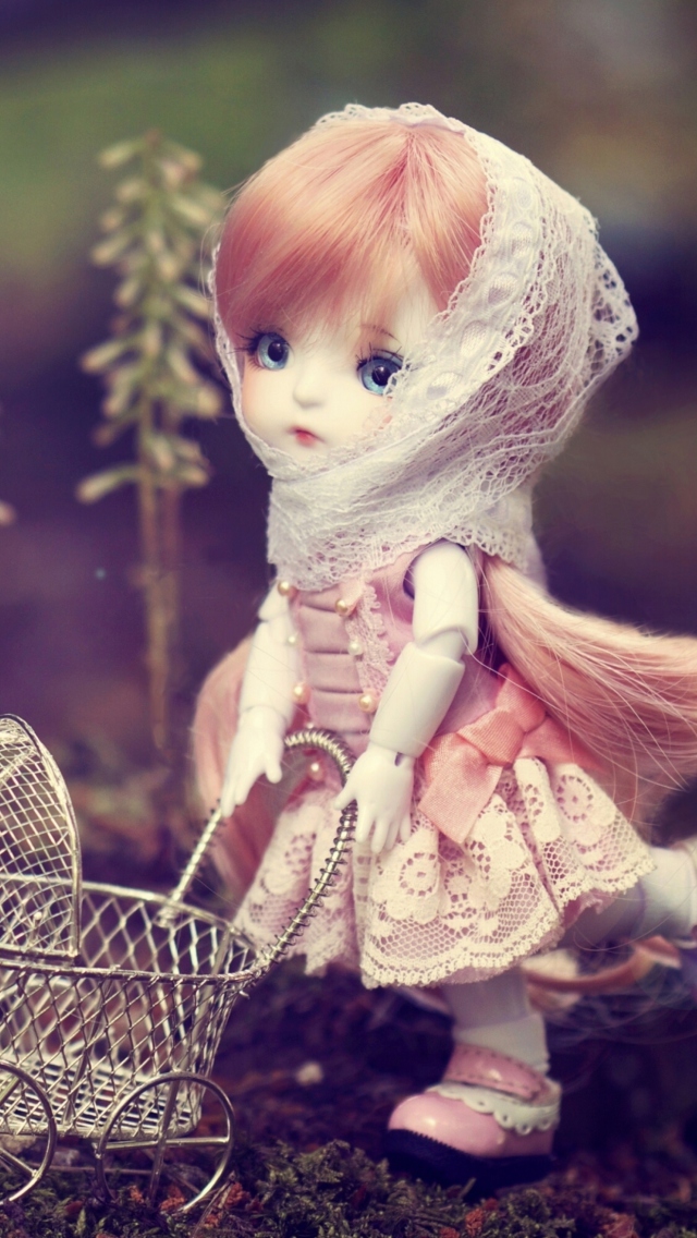 Screenshot №1 pro téma Doll With Baby Carriage 640x1136