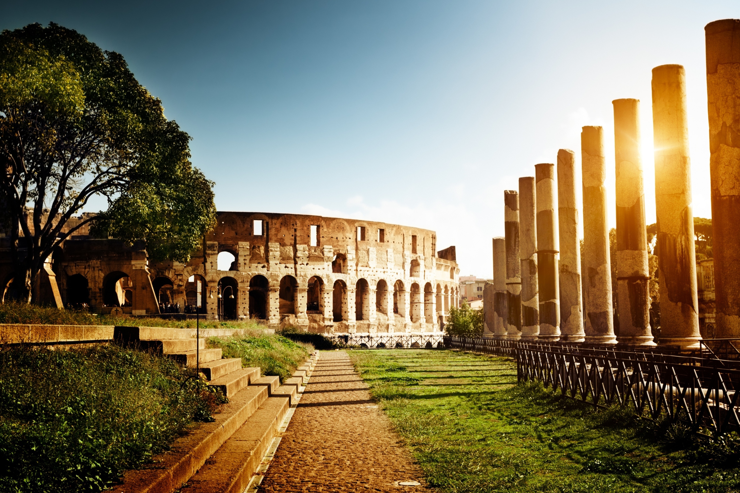 Das Rome - Amphitheater Colosseum Wallpaper 2880x1920