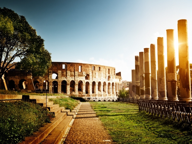 Rome - Amphitheater Colosseum wallpaper 640x480