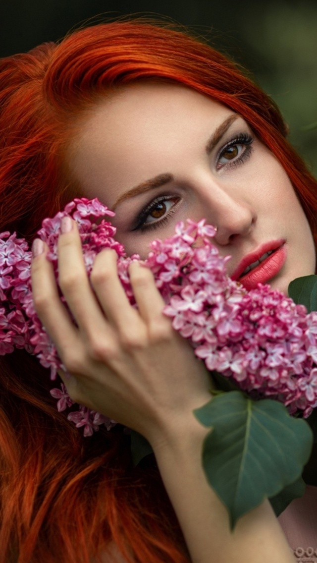 Girl in lilac flowers wallpaper 640x1136