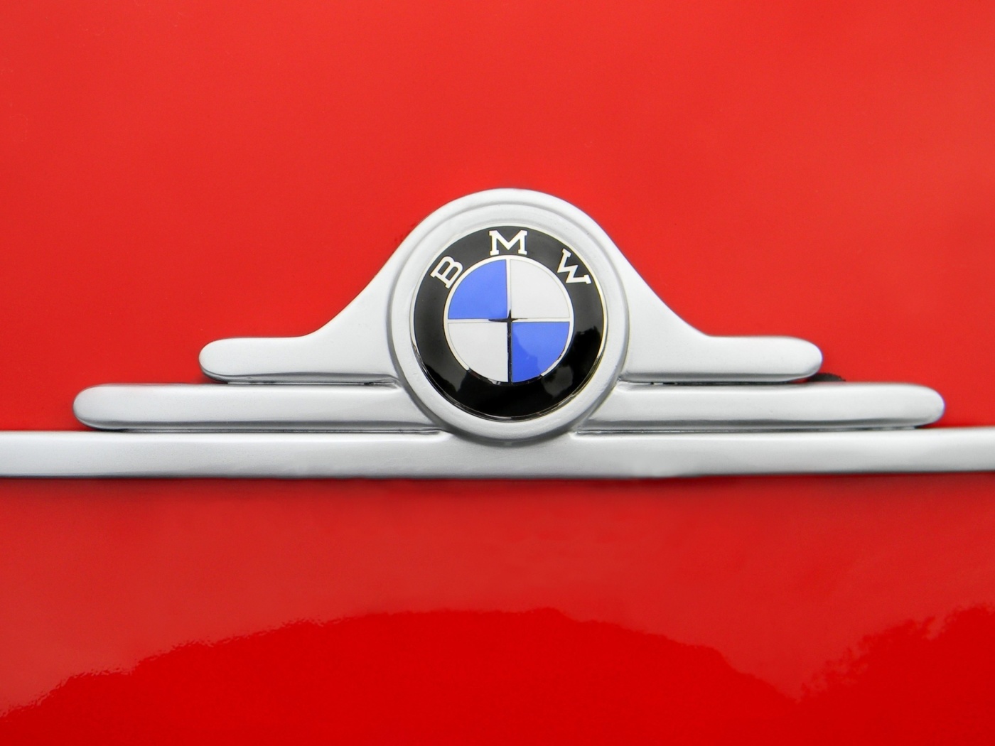 Обои BMW Logo 1400x1050