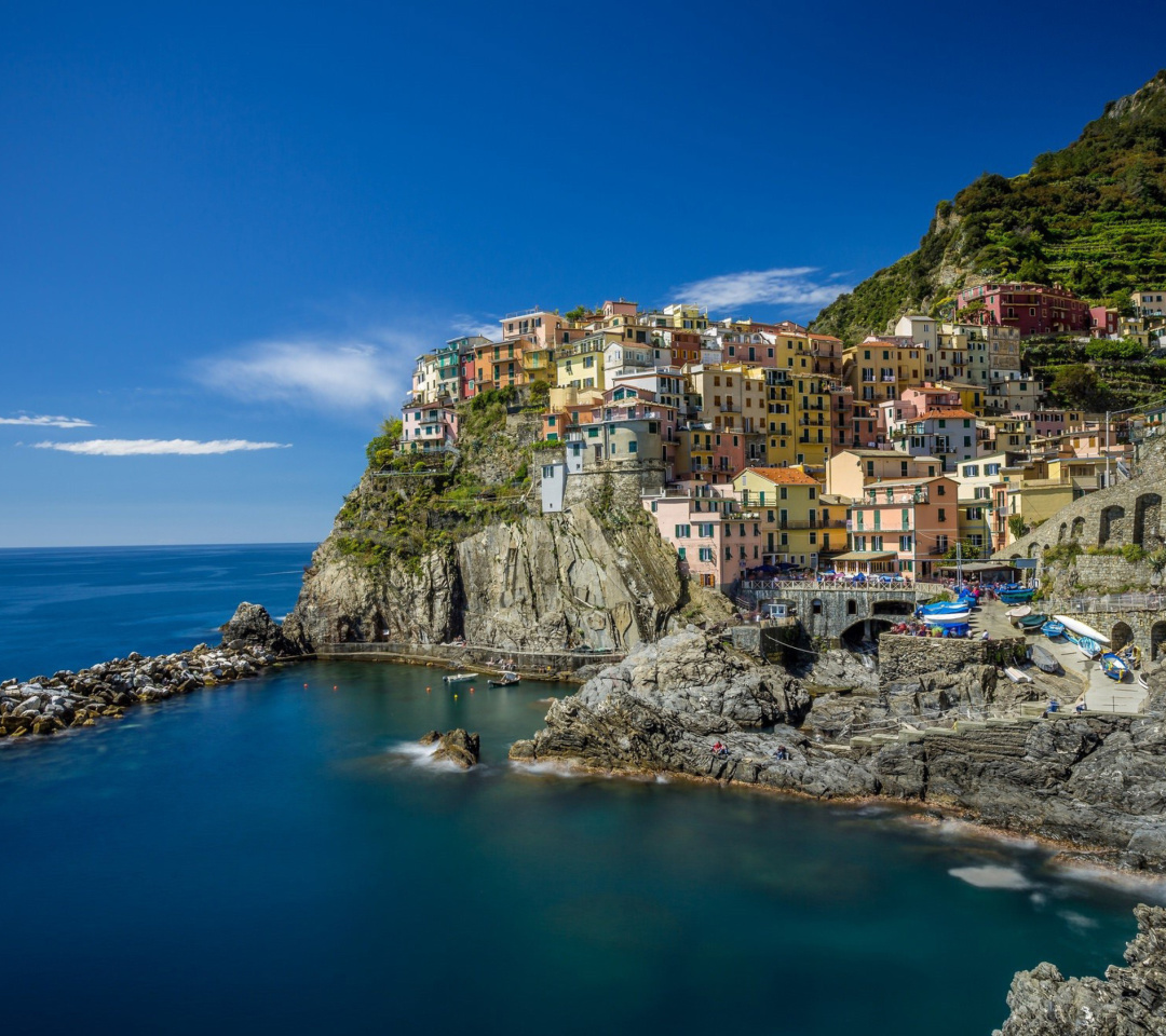 Sfondi Manarola in Riomaggiore, Italy 1080x960