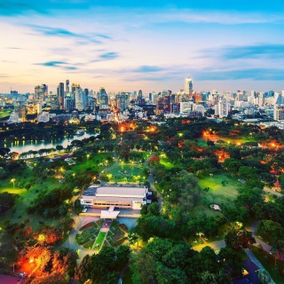 Beautiful Bangkok City - Obrázkek zdarma pro 1024x1024