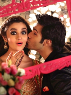 Screenshot №1 pro téma Alia Bhatt Varun Dhawan Humpty Sharma Ki Dulhania 240x320