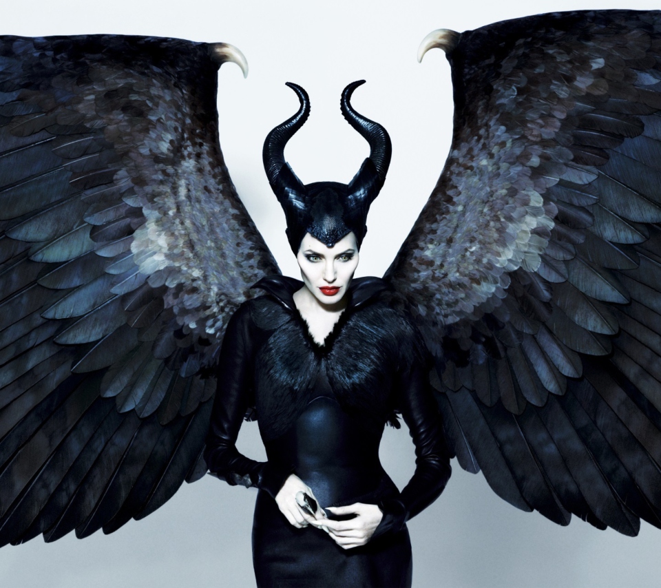 Обои Maleficente, Angelina Jolie 960x854