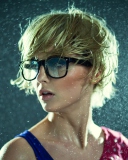 Screenshot №1 pro téma Cute Blonde Girl Wearing Glasses 128x160
