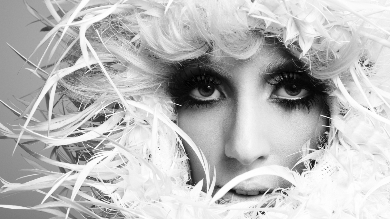 Lady Gaga White Feathers wallpaper 1366x768