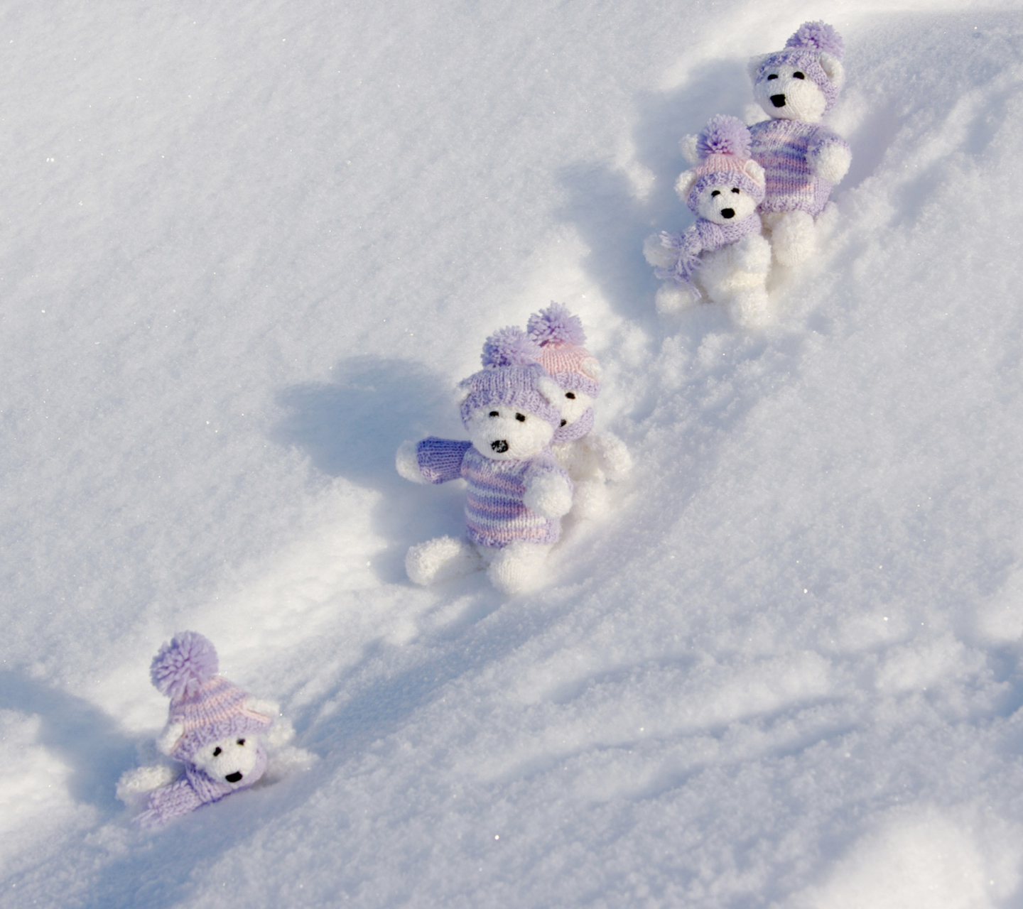 Screenshot №1 pro téma White Teddy Bears Snow Game 1440x1280