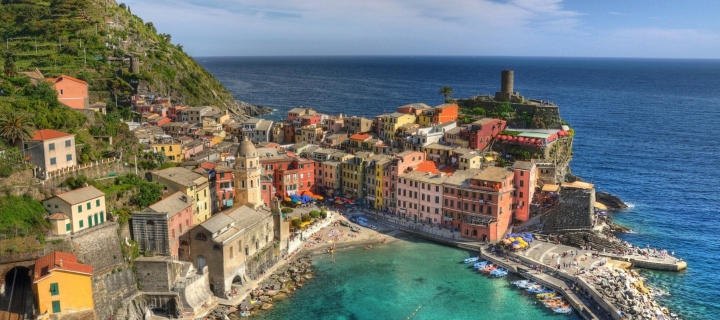 Fondo de pantalla Cinque Terre Italy 720x320