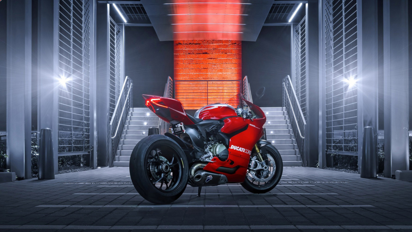 Screenshot №1 pro téma Ducati Corse 1366x768