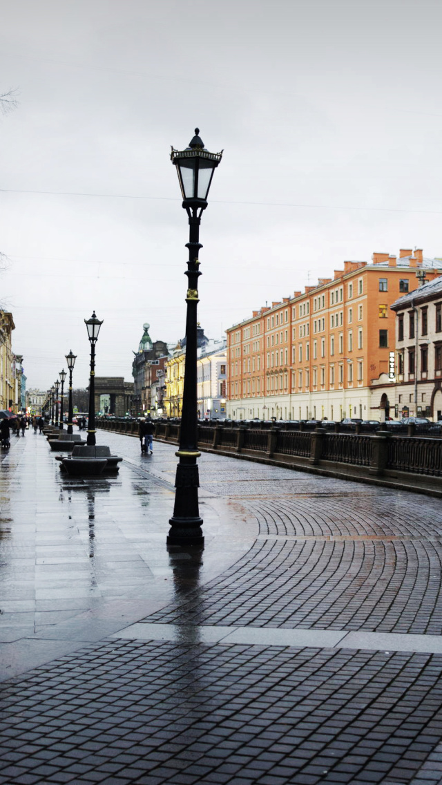 Sfondi Nevsky Prospect in St  Petersburg 640x1136