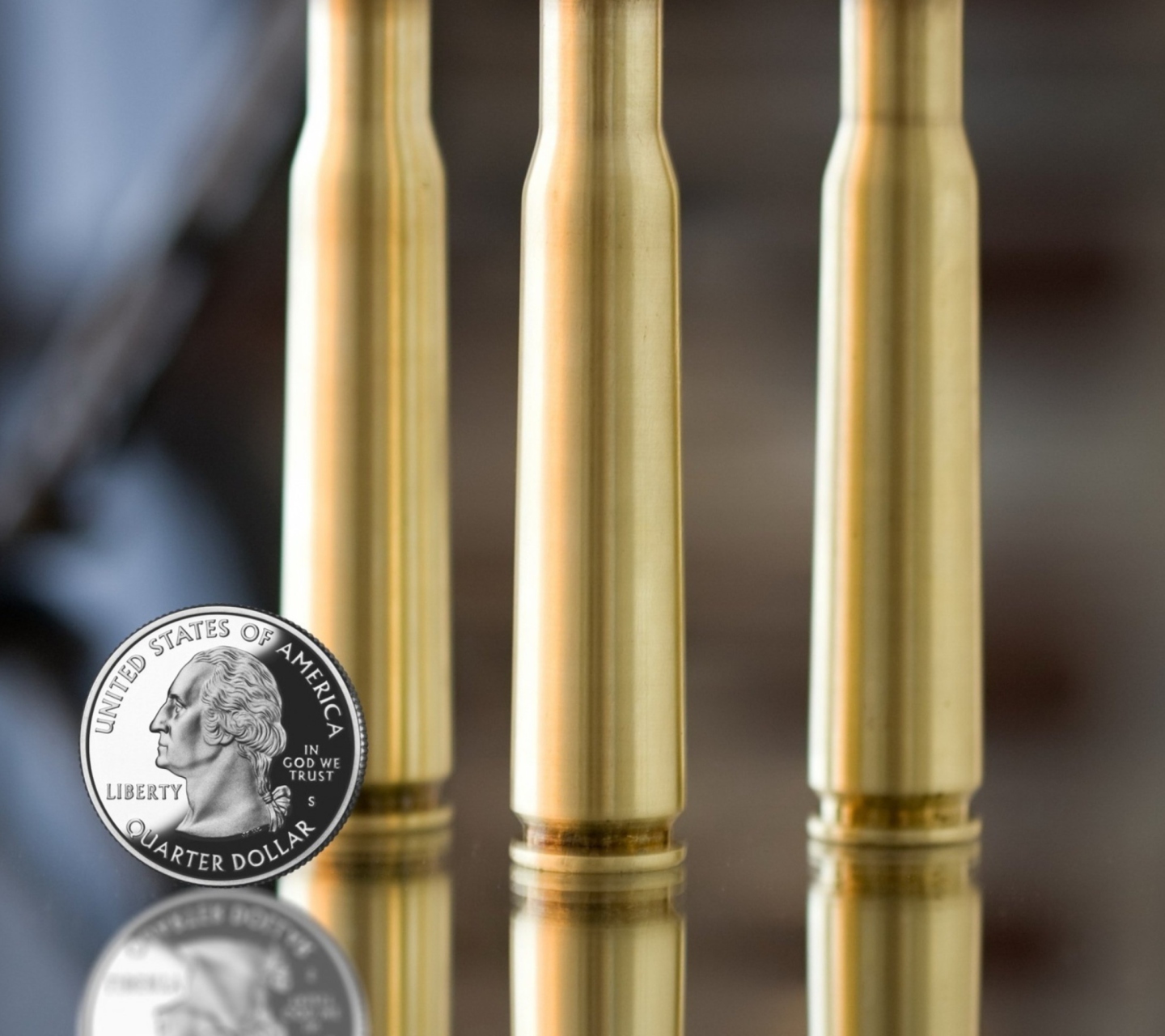 Fondo de pantalla Bullets And Quarter Dollar 1440x1280