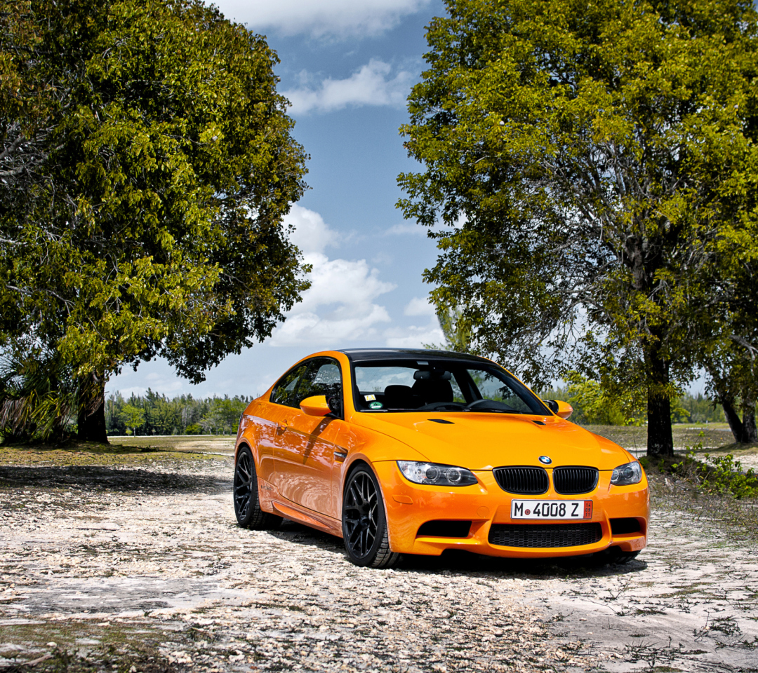 Fondo de pantalla BMW M3 E92 1080x960
