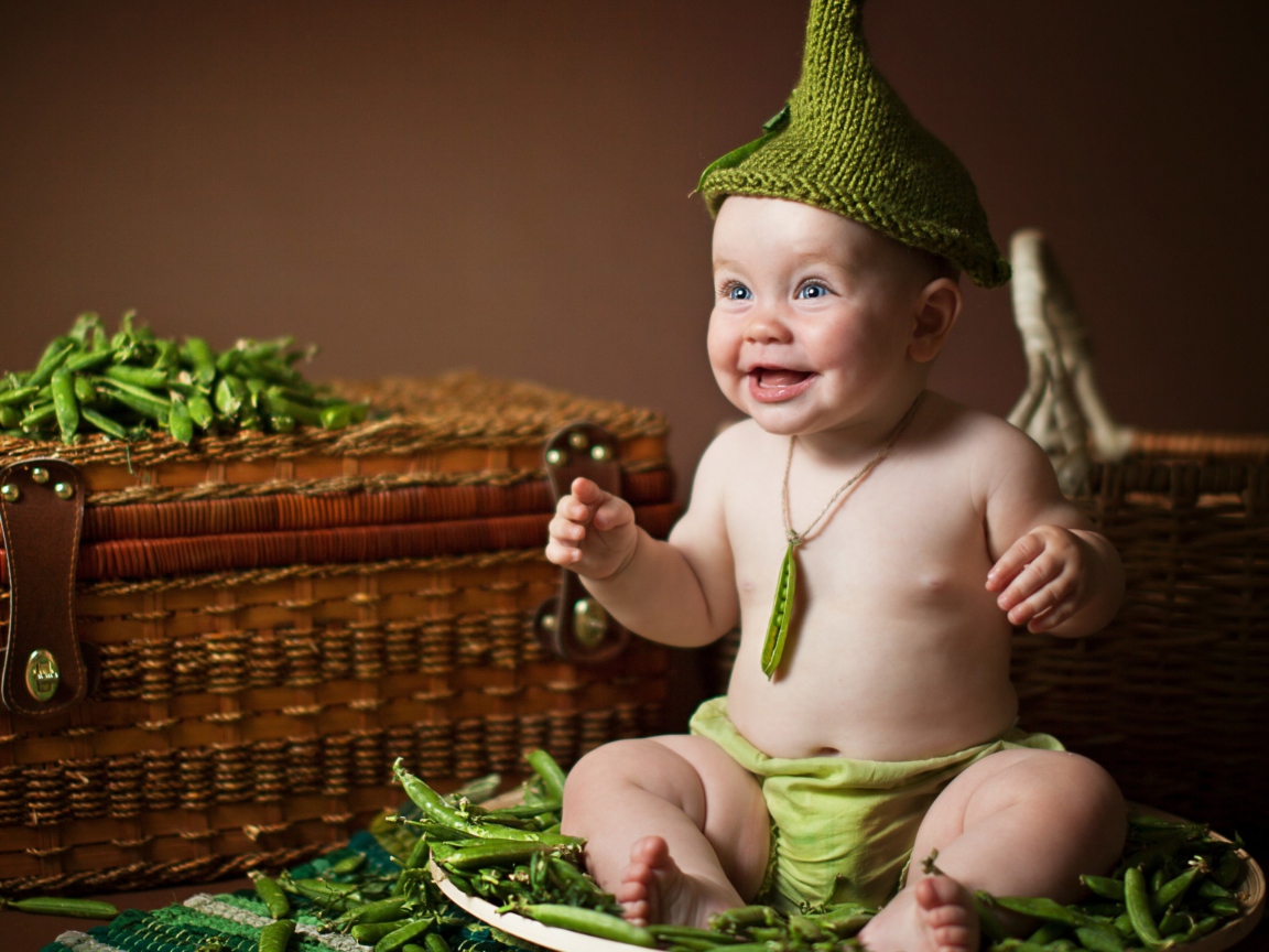 Fondo de pantalla Happy Baby Green Peas 1152x864