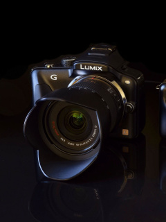 Panasonic Lumix GF3 Mirrorless wallpaper 240x320