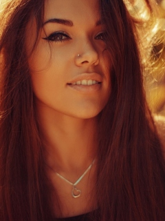 Screenshot №1 pro téma Beautiful Girl Portrait 240x320