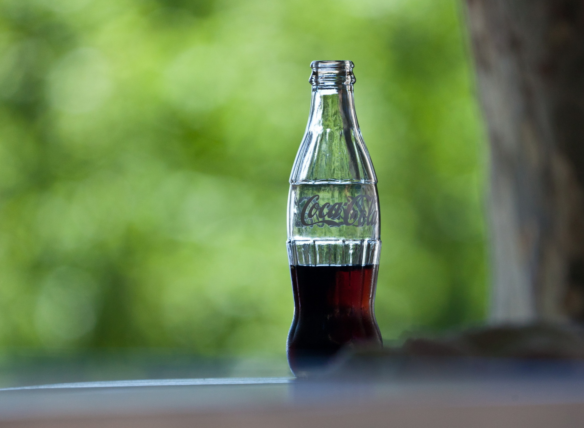 Screenshot №1 pro téma Coca-Cola Bottle 1920x1408