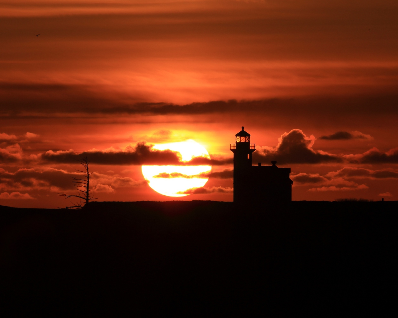 Fondo de pantalla Lighthouse At Sunset 1280x1024