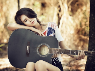Pretty Girl With Guitar wallpaper 320x240