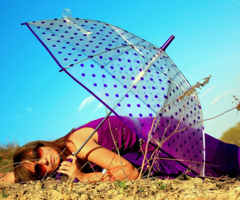 Screenshot №1 pro téma Girl Under Umbrella 480x400