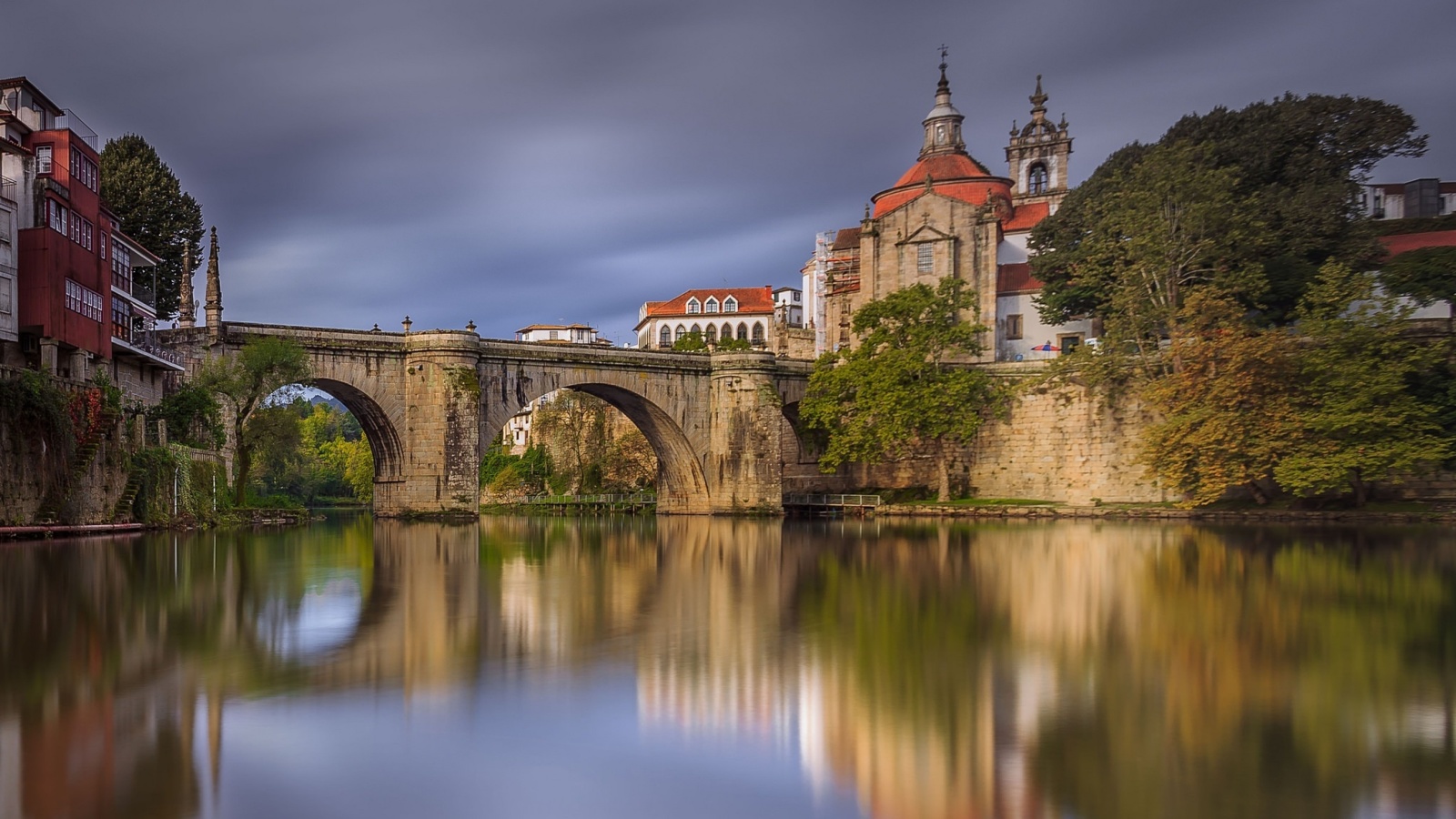 Fondo de pantalla Amarante Portugal 1600x900