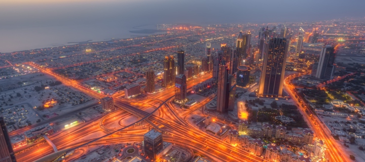 Sfondi Dubai City Lights 720x320