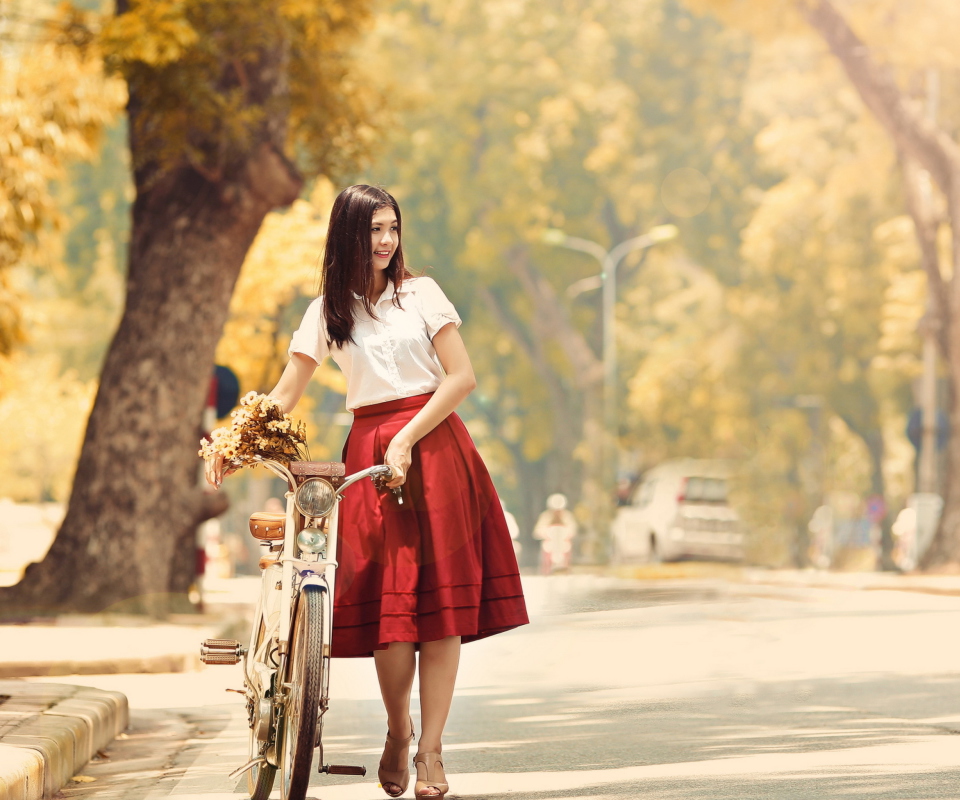 Screenshot №1 pro téma Romantic Girl With Bicycle And Flowers 960x800