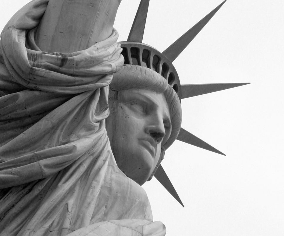 Screenshot №1 pro téma Statue Of Liberty Closeup 960x800