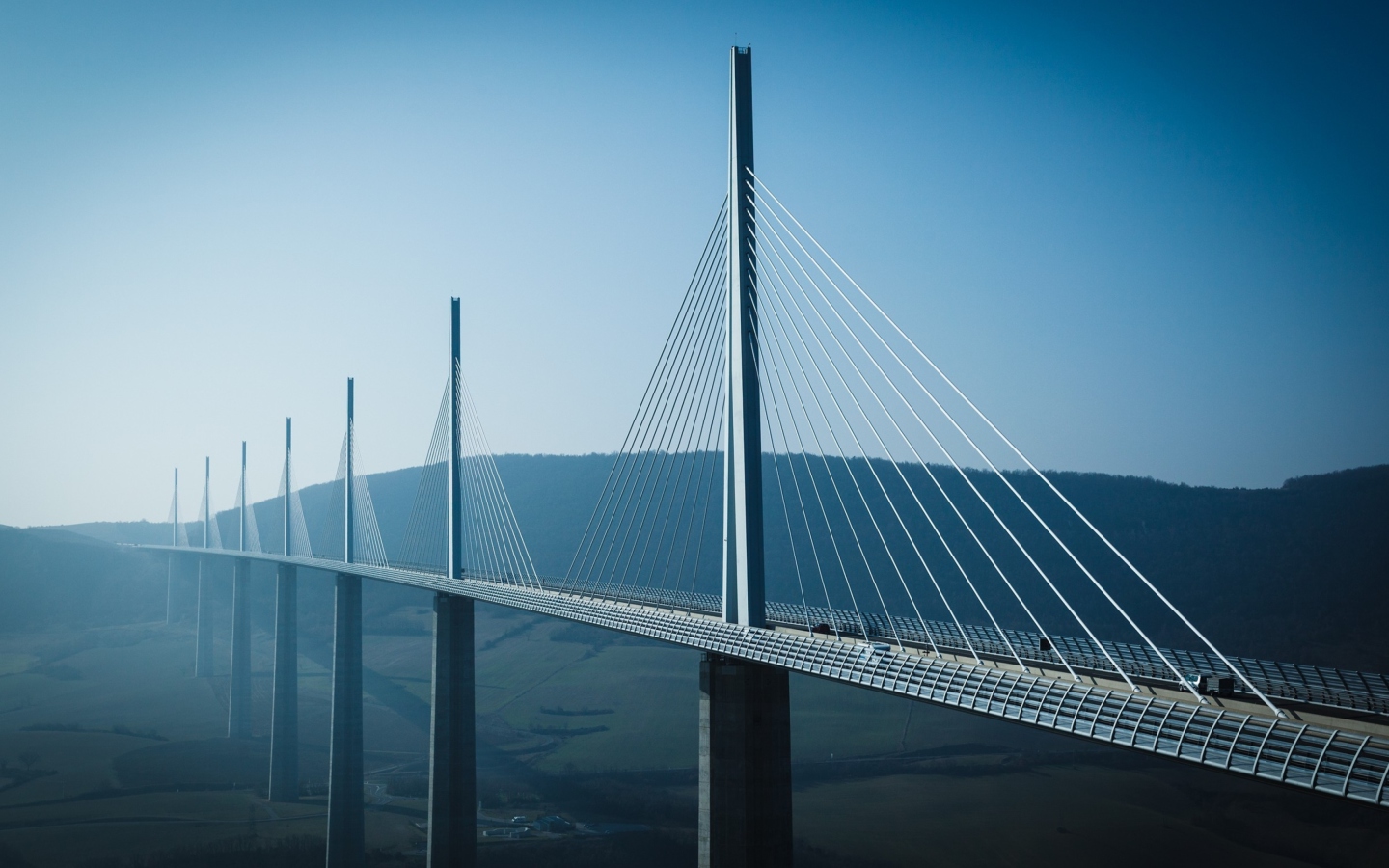 Screenshot №1 pro téma Viaduc De Millau France Bridge 1440x900