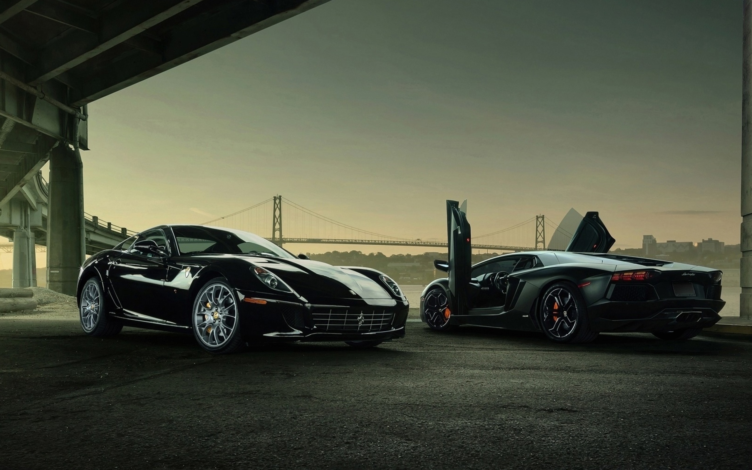 Обои Lamborghini Aventador And Ferrari 599 GTB 2560x1600