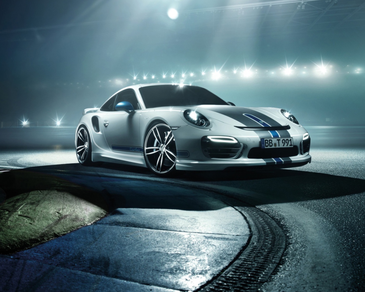 Screenshot №1 pro téma Porsche 911 Turbo 1280x1024
