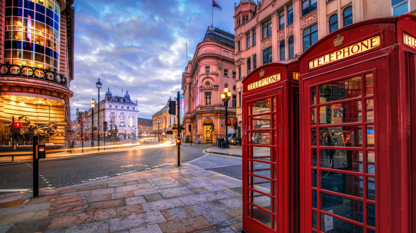 London Street, England wallpaper 1366x768