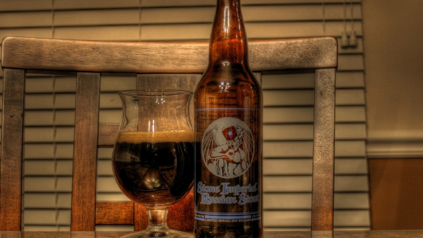 Fondo de pantalla Russian Stout Beer 1366x768