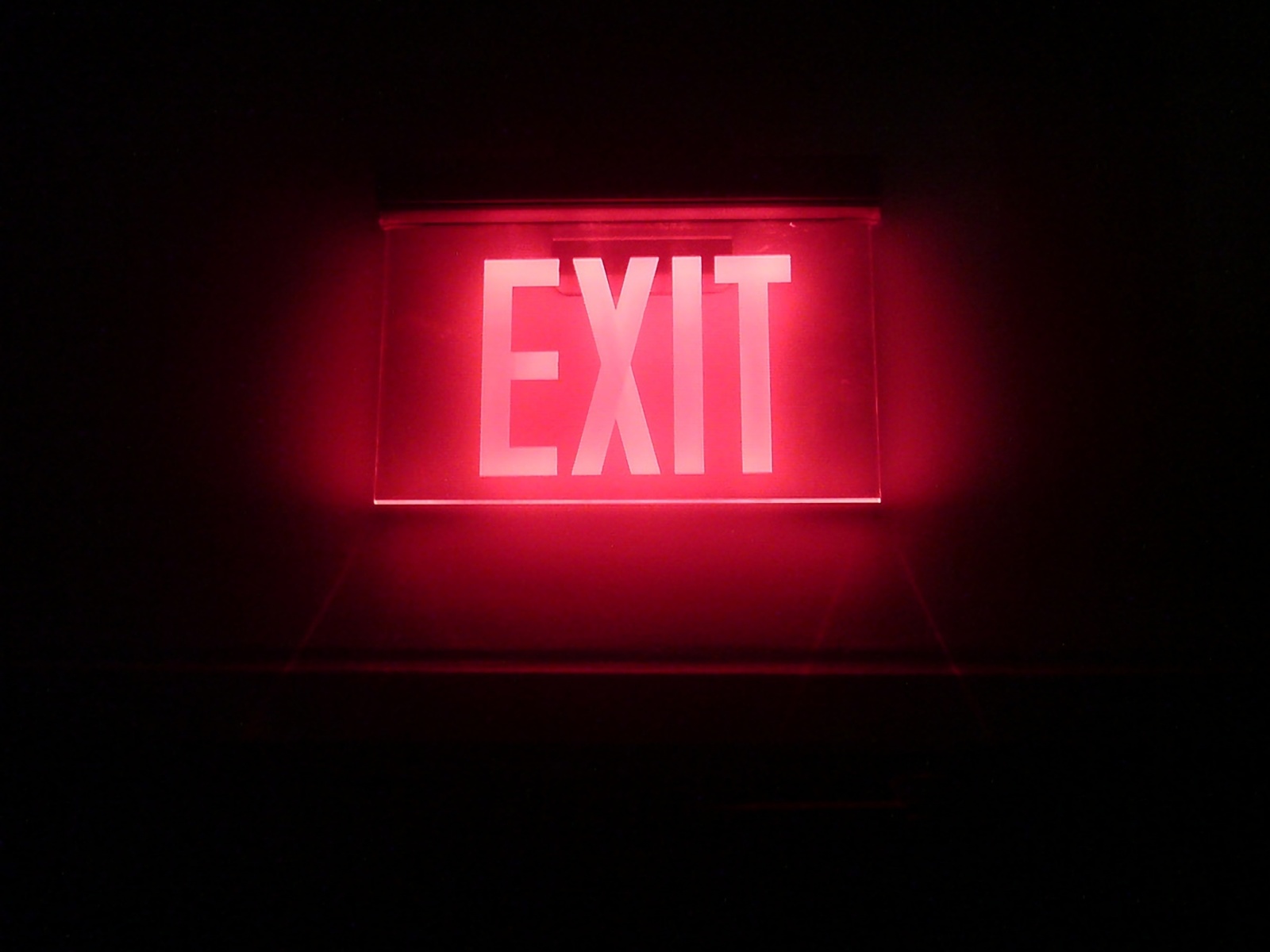 Neon Exit screenshot #1 1600x1200