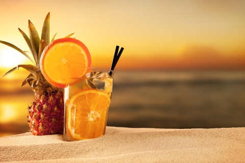 Обои Cocktail with Pineapple Juice 480x320