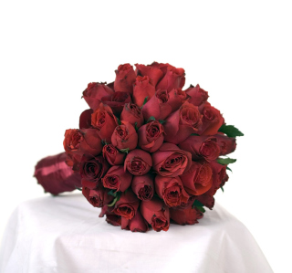 Kostenloses Red Rose Wedding Bouquet Wallpaper für 1024x1024