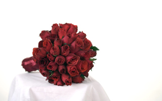 Red Rose Wedding Bouquet papel de parede para celular para 320x240