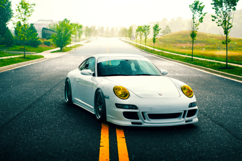 Screenshot №1 pro téma Porsche 911 GT3 Supercar 480x320
