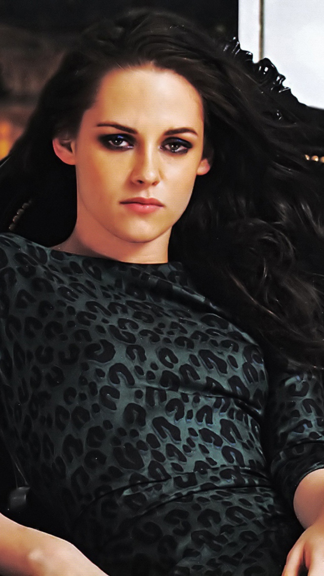 Das Kristen Stewart Wallpaper 640x1136