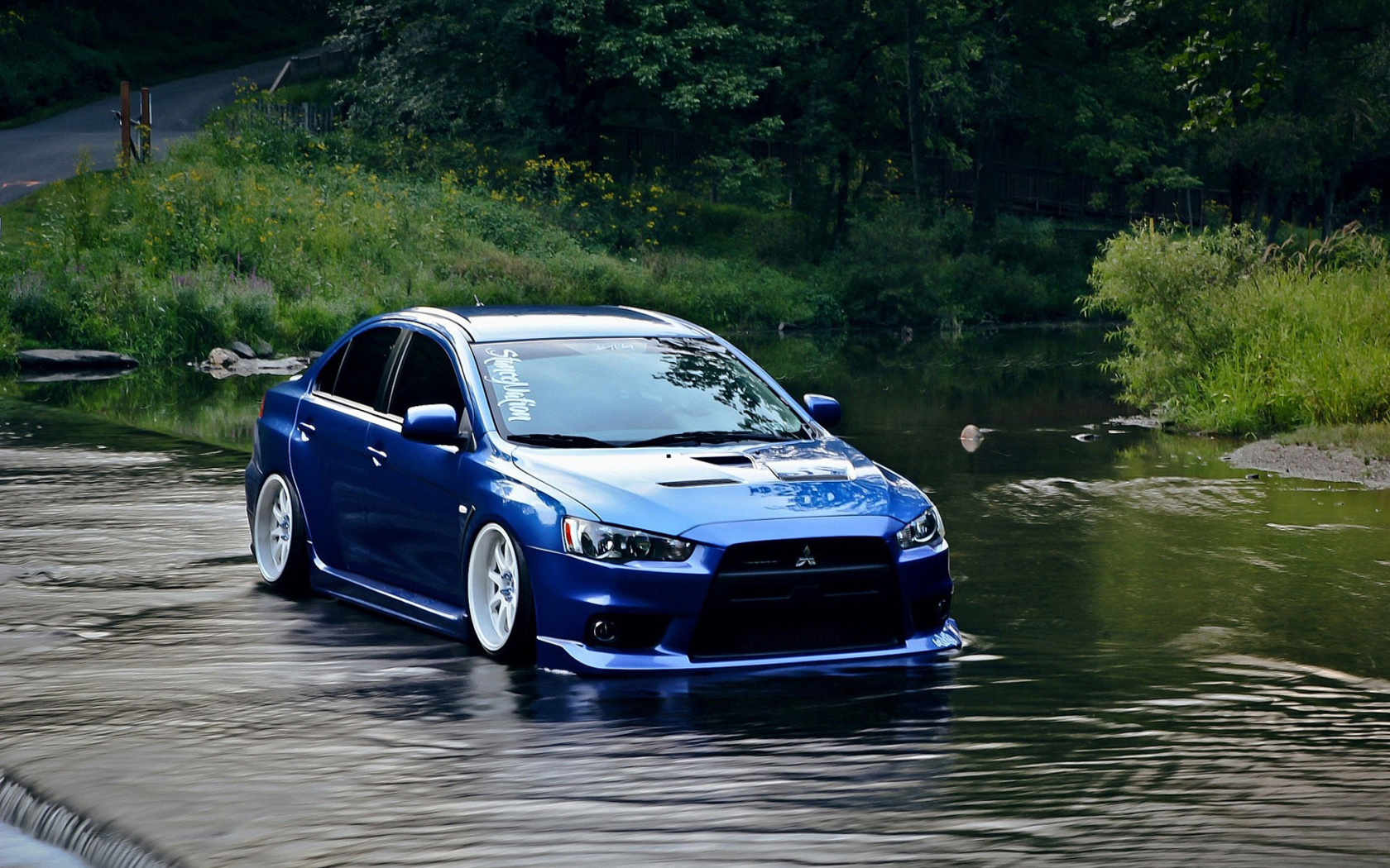 Mitsubishi Lancer Evolution X wallpaper 1680x1050