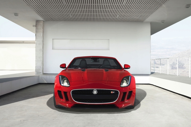 Sfondi Jaguar F Type in Parking