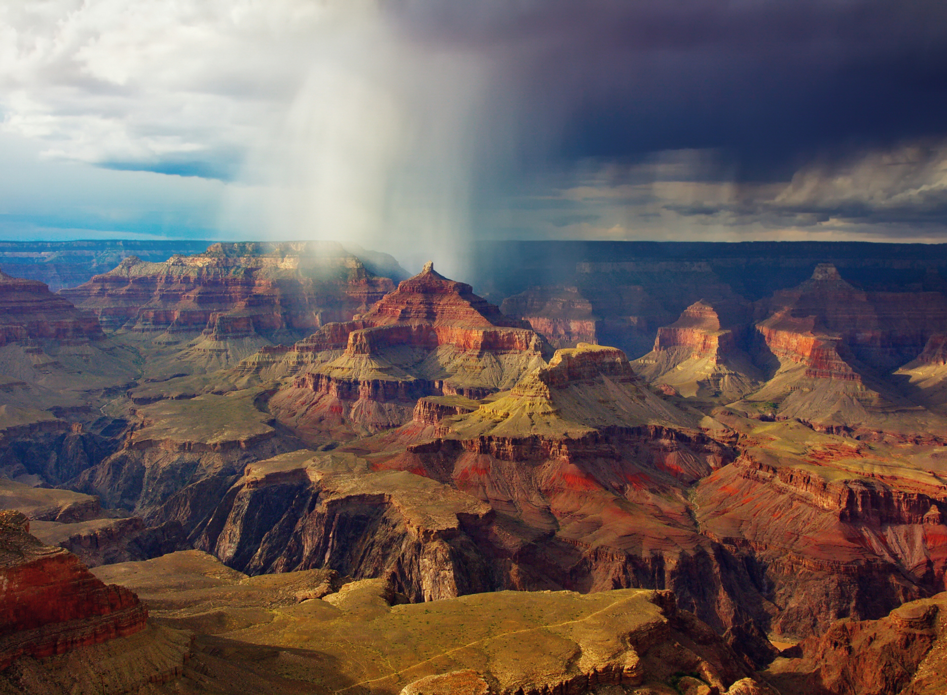 Sfondi Grand Canyon Tour 1920x1408