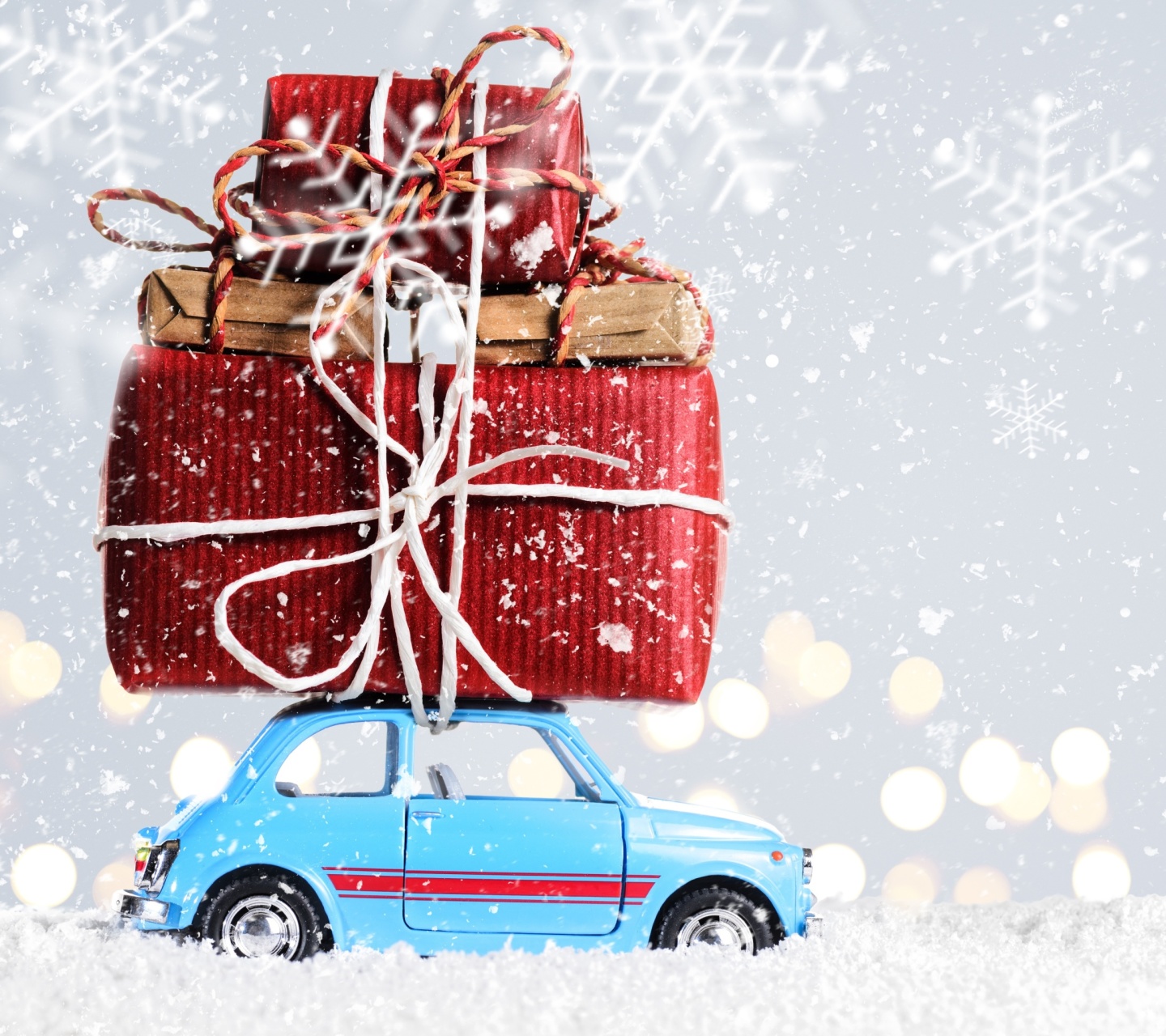 Xmas Car Gift wallpaper 1440x1280